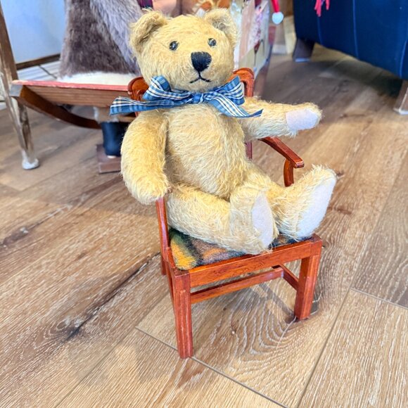 Vintage Mohair Teddy Bear with Wood Chair - Picture 15 of 16